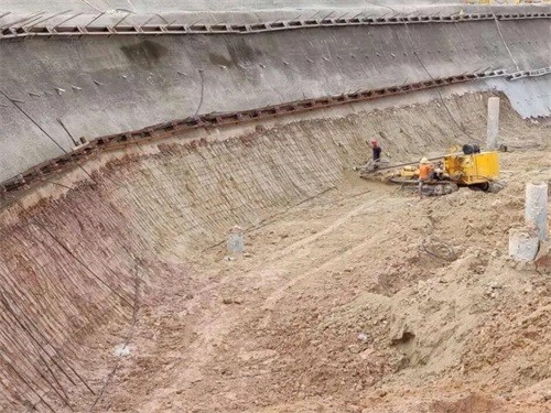 静宁基坑边坡加固